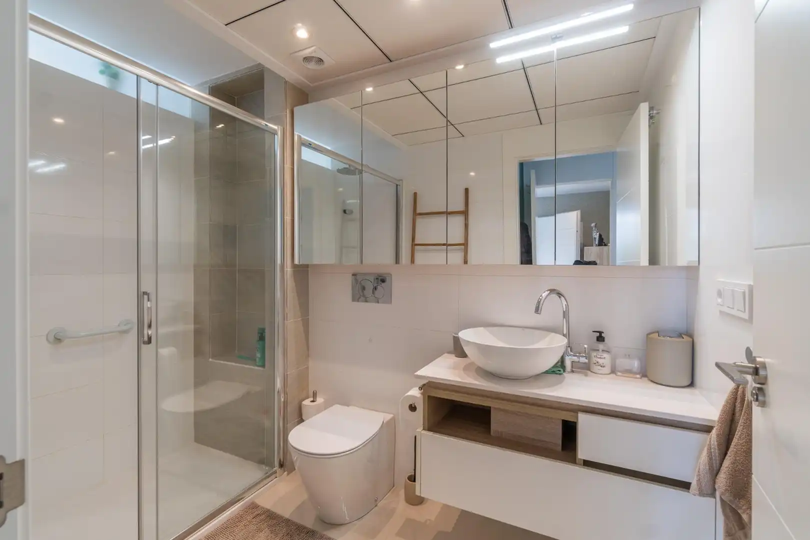 Bathroom of Ground floor for sale in Rojales  with Terrace, Storage room and Swimming Pool