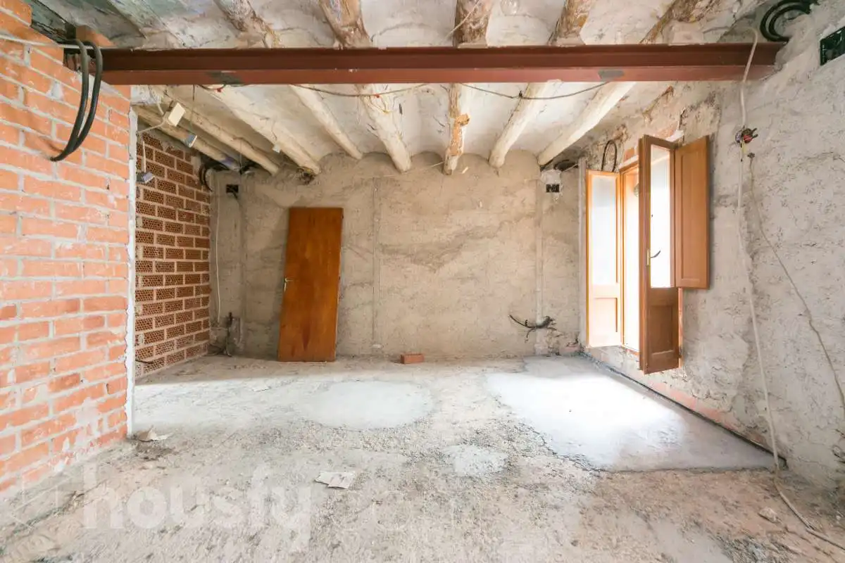 Houses for sale in Sant Martí de Tous  with Terrace and Balcony