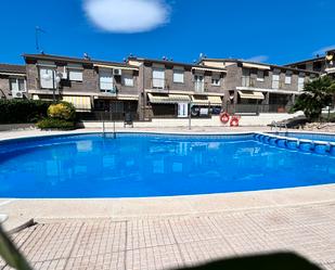 Swimming pool of Single-family semi-detached for sale in  Tarragona Capital  with Terrace and Balcony