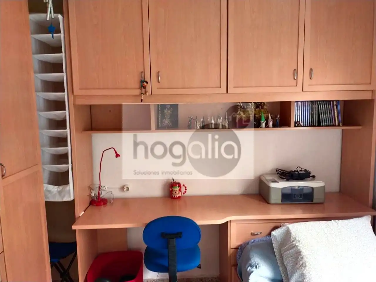 Dormitori de Pis de lloguer en Sevilla amb Aire condicionat, Terrassa i Moblat