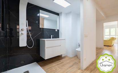Bathroom of Flat for sale in Arrigorriaga  with Heating and Storage room