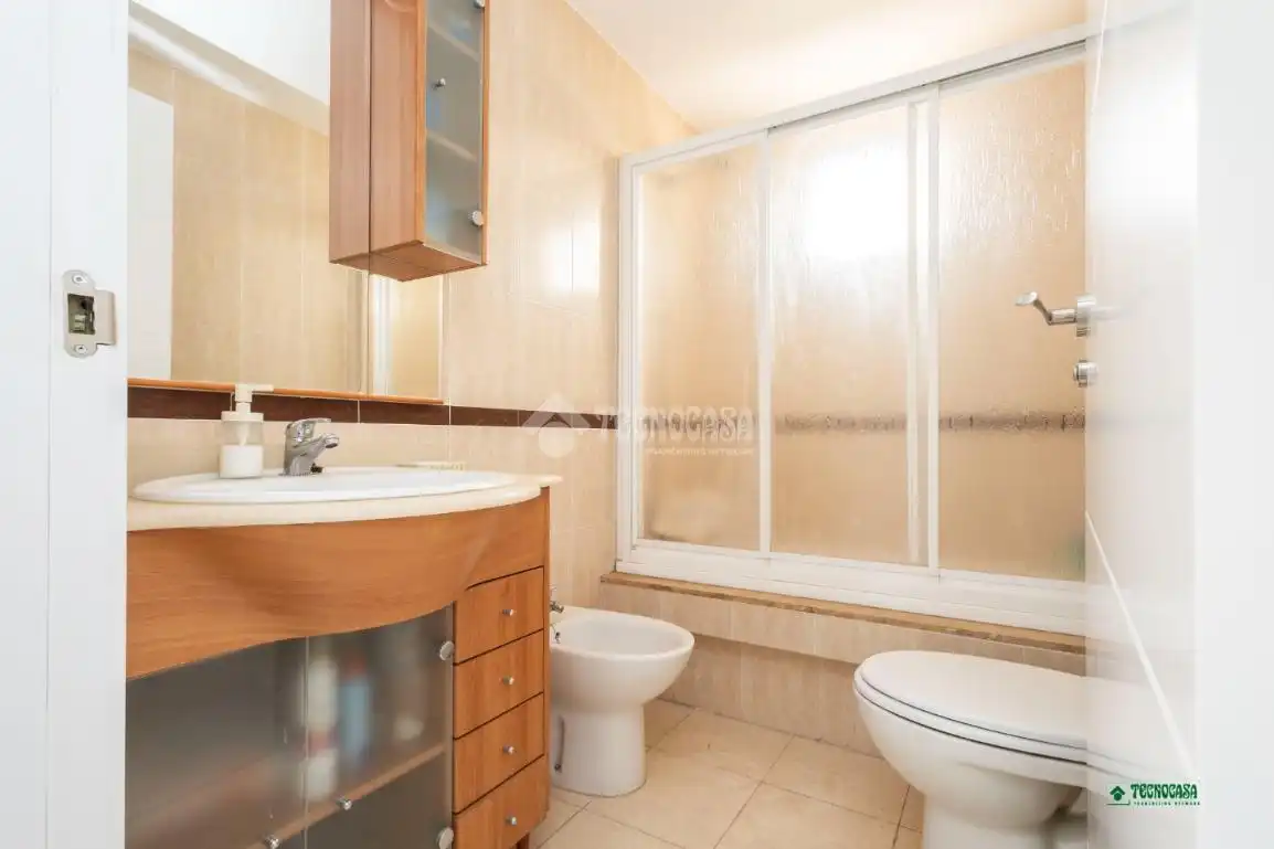 Bathroom of Flat for sale in Almería  with Air Conditioner