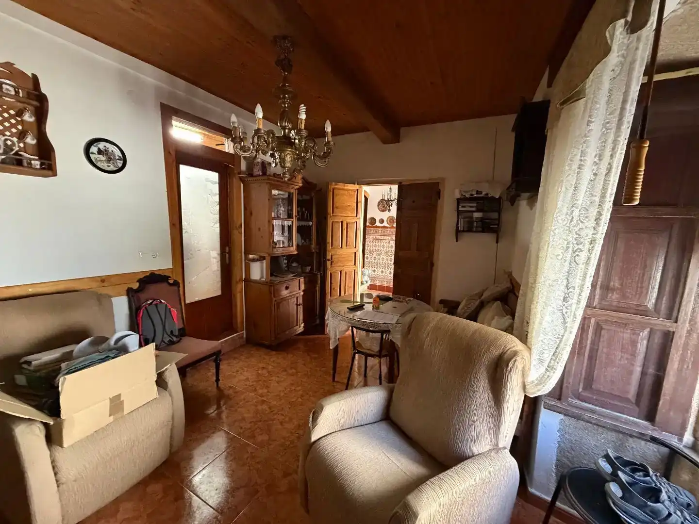 Sala d'estar de Pis en venda en Ahigal de los Aceiteros amb Traster, Moblat i Balcó