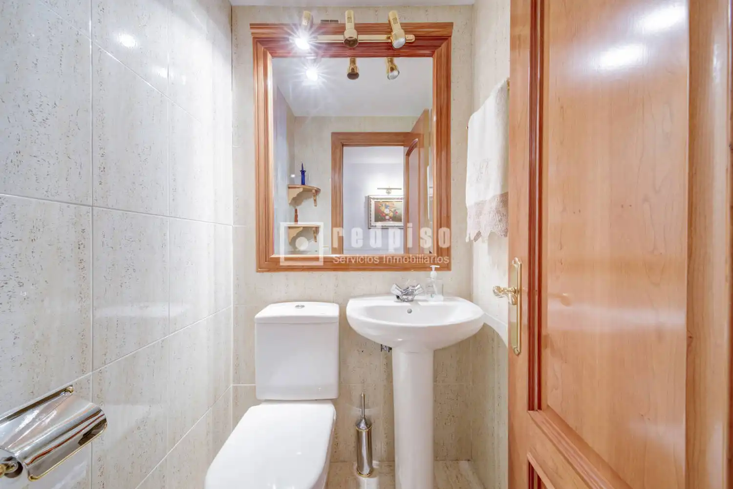 Bedroom of Flat for sale in Pozuelo de Alarcón  with Heating, Private garden and Parquet flooring