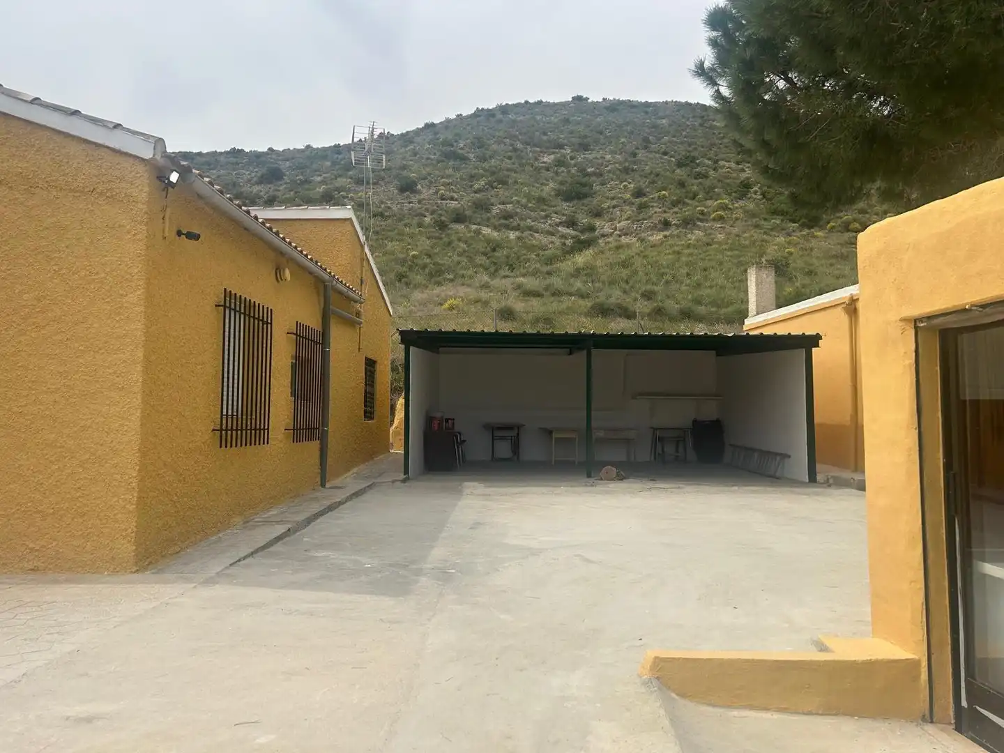 Exterior view of Houses for rent in Hondón de las Nieves / El Fondó de les Neus  with Heating, Private garden and Storage room
