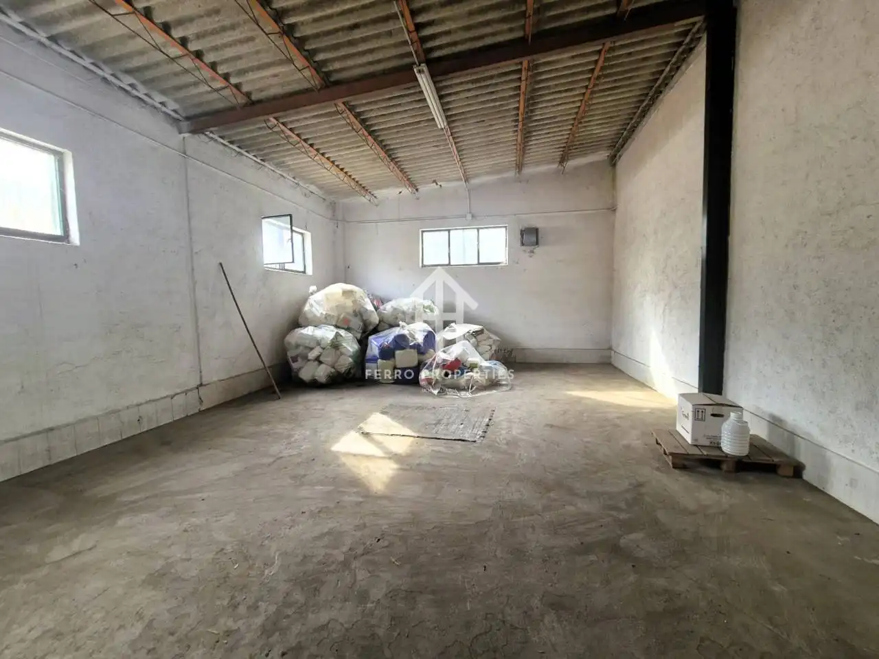 Industrial buildings for sale in Moraleda de Zafayona
