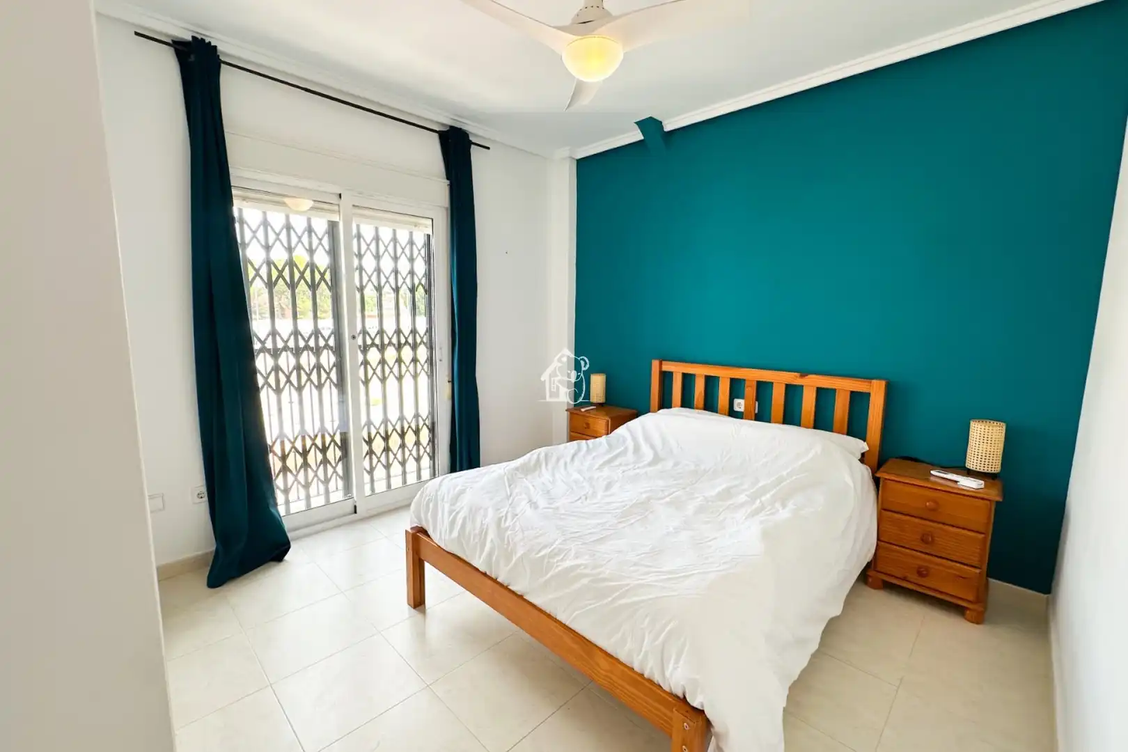 Habitación de Apartamento de alquiler en Rojales con Aire acondicionado, Terraza y Piscina