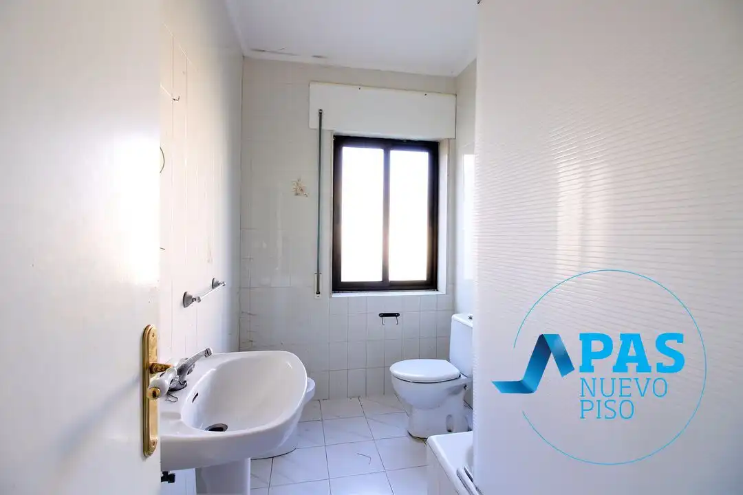 Bathroom of Houses for sale in Noja  with Heating, Private garden and Storage room