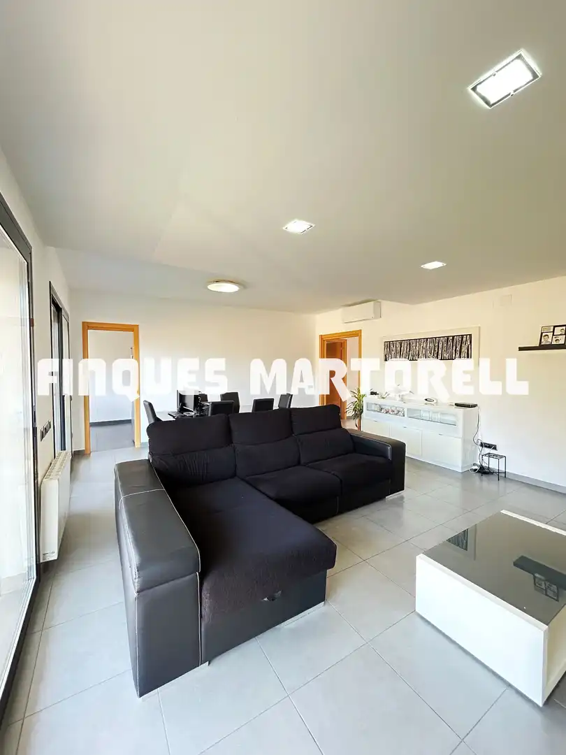 Living room of Houses for sale in Santa Coloma de Farners  with Air Conditioner, Heating and Private garden