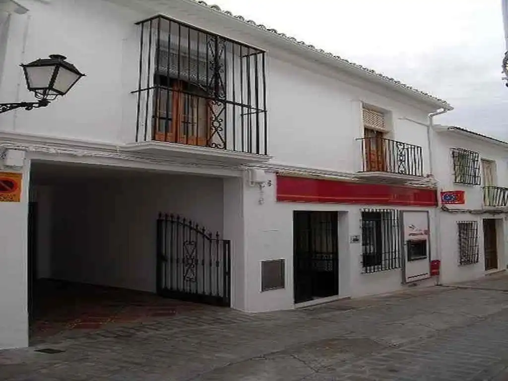 Business premises for sale in Zuheros