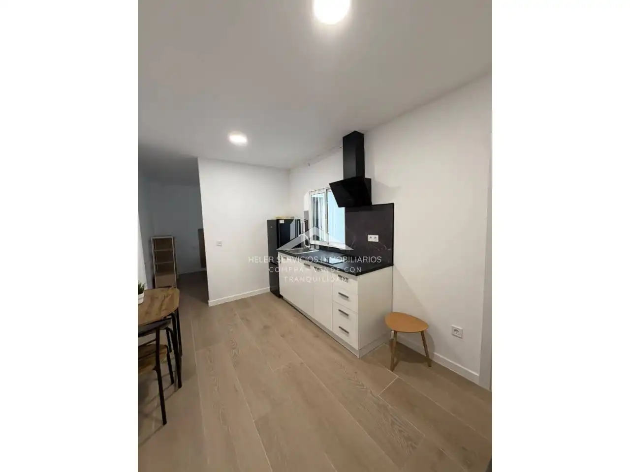 Study for rent in Calle Mare de Déu del Roser, Avenida Alemania-Italia