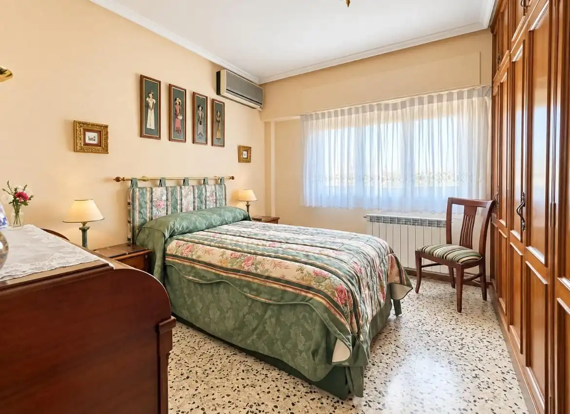 Habitación de Piso en venta en Zaragoza con Calefacción