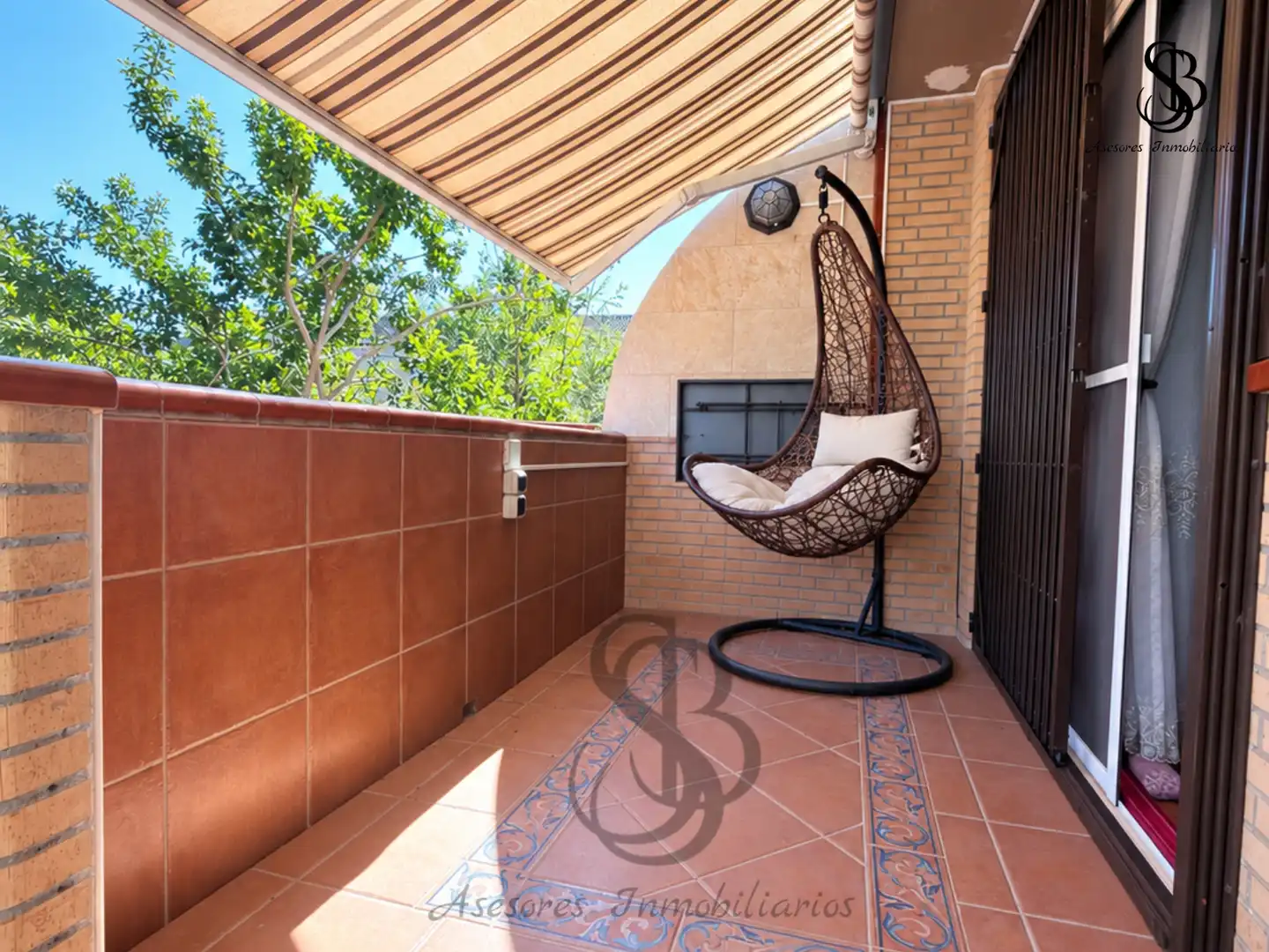 Casa pareada con piscina en venta en Carrer la Maigmona, imagen 6