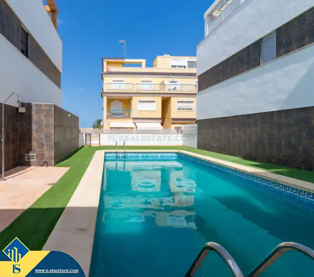 Dúplex con piscina en venta en Los Secanos, imagen 3