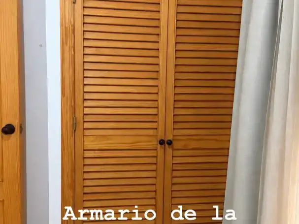 Schlafzimmer von Wohnungen zur Miete in Torrevieja mit Klimaanlage, Schwimmbad und Balkon