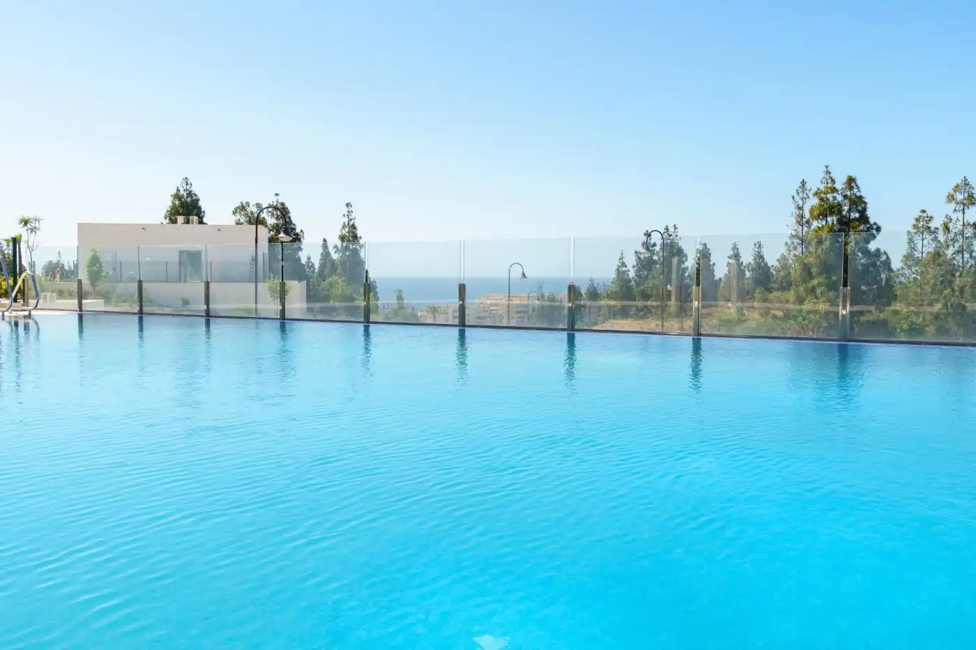 Àtic amb piscina en venda a El Faro de Calaburra - Chaparral, imagen 5