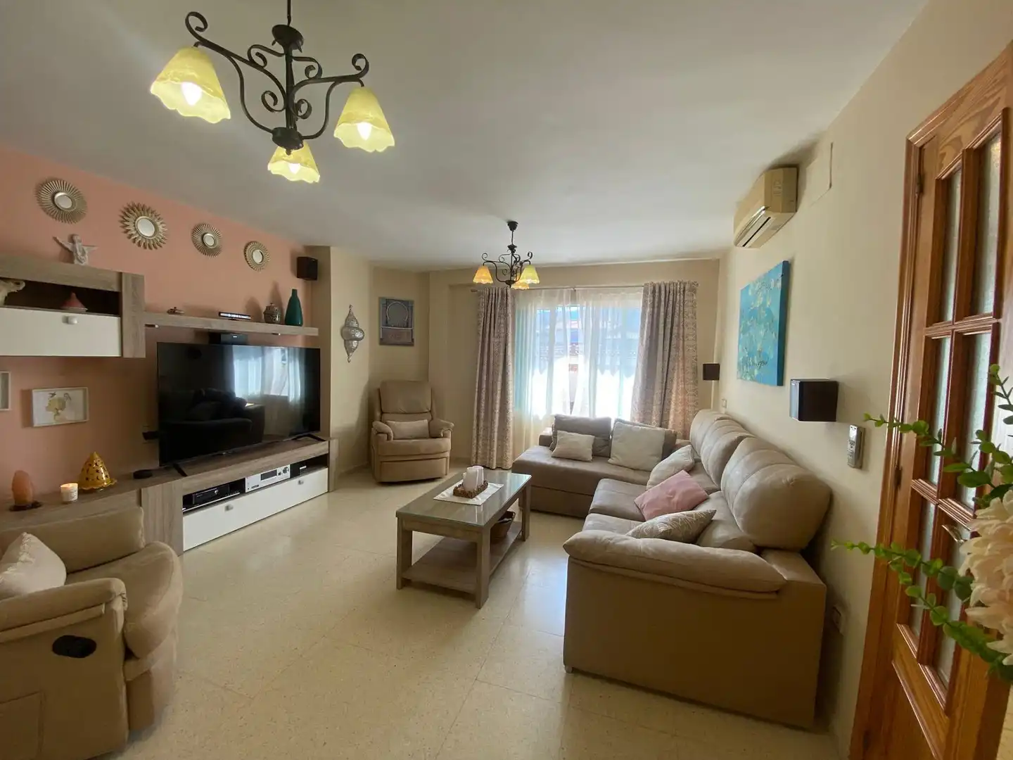 Living room of Houses for sale in La Línea de la Concepción