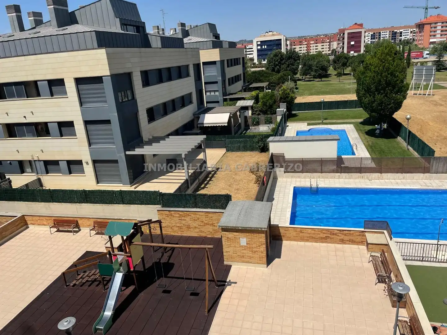 Terrassa de Apartament de lloguer en  Logroño amb Calefacció, Parquet i Terrassa