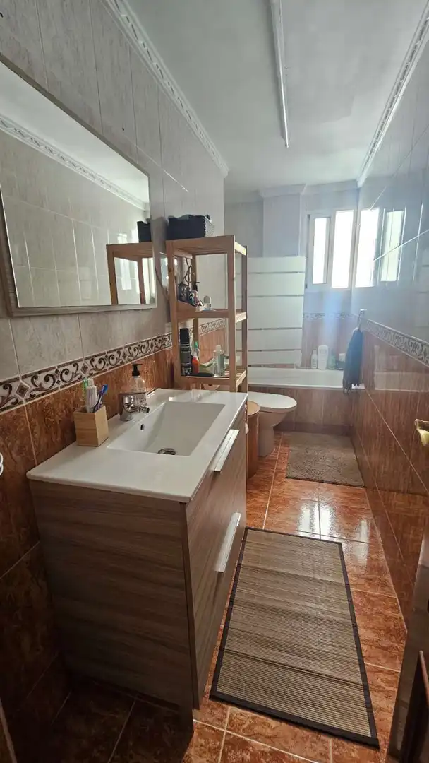 Bany de Pis en venda en Alhaurín de la Torre amb Aire condicionat, Calefacció i Terrassa