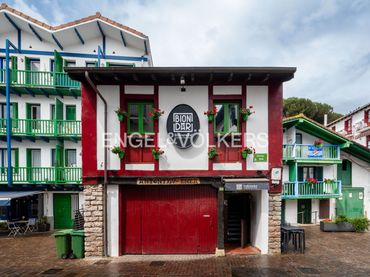 Local comercial en venda a Santiago Kalea 47