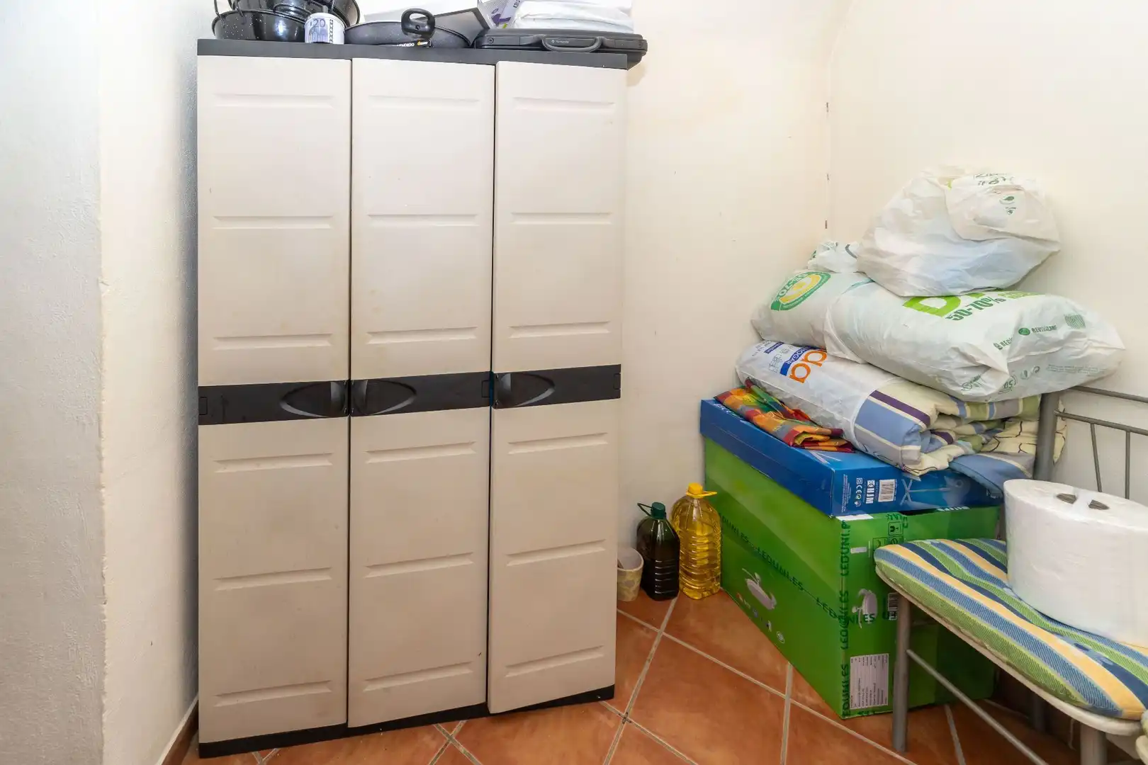 Country homes for sale in Guadix  with Terrace, Storage room and Furnished