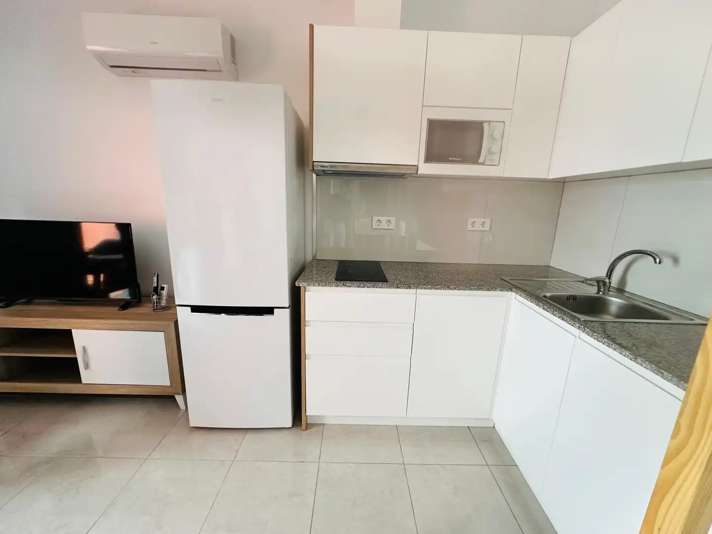 Cocina de Loft de alquiler en San Bartolomé de Tirajana con Aire acondicionado, Terraza y Amueblado