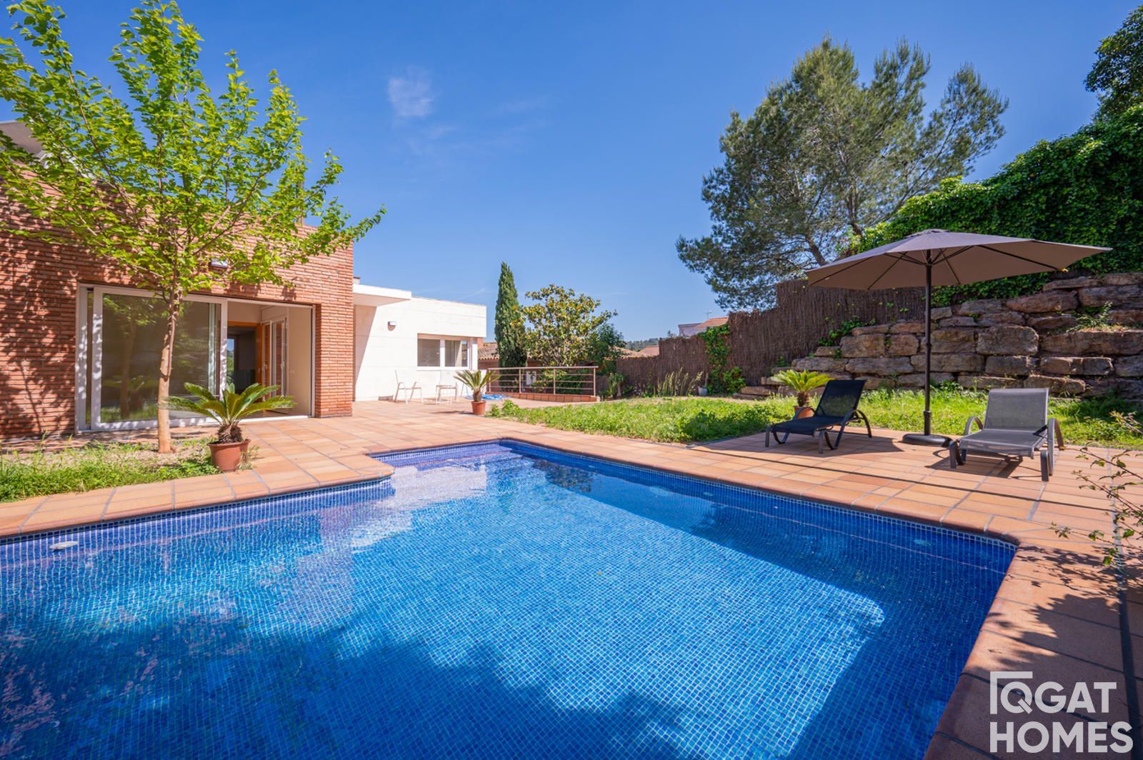 Swimming pool of House or chalet for sale in Sant Cugat del Vallès  with Air Conditioner, Heating and Terrace