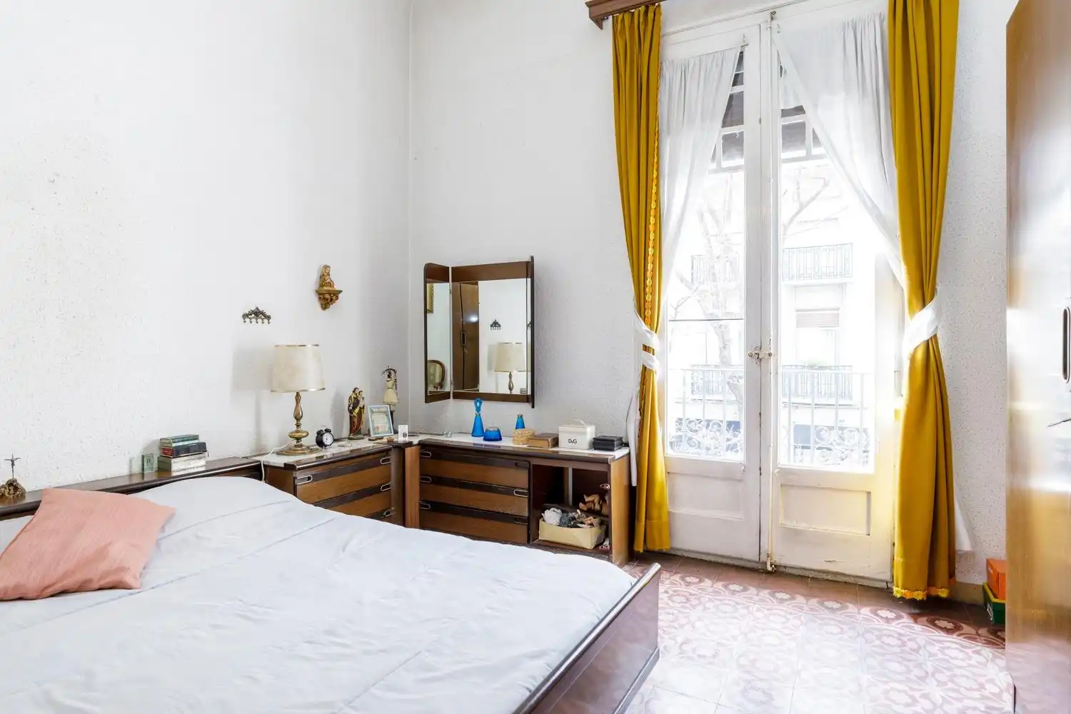 Habitación de Piso en venta en Zaragoza con Calefacción y Balcón