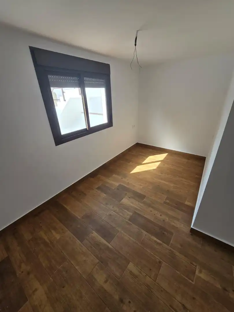 Casa a schiera in vendita a Brenes, imagen 30