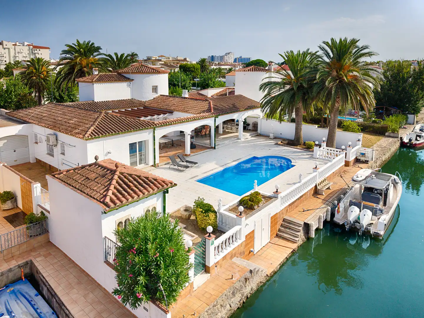 Casa con piscina in vendita a Cap Ras - Creus - Falconera