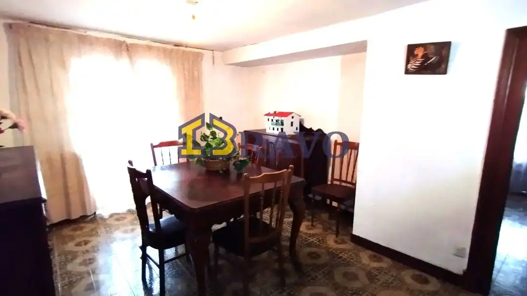Casa o chalet en venta en Merindad de Cuesta-Urria con Calefacción, Jardín privado y Amueblado