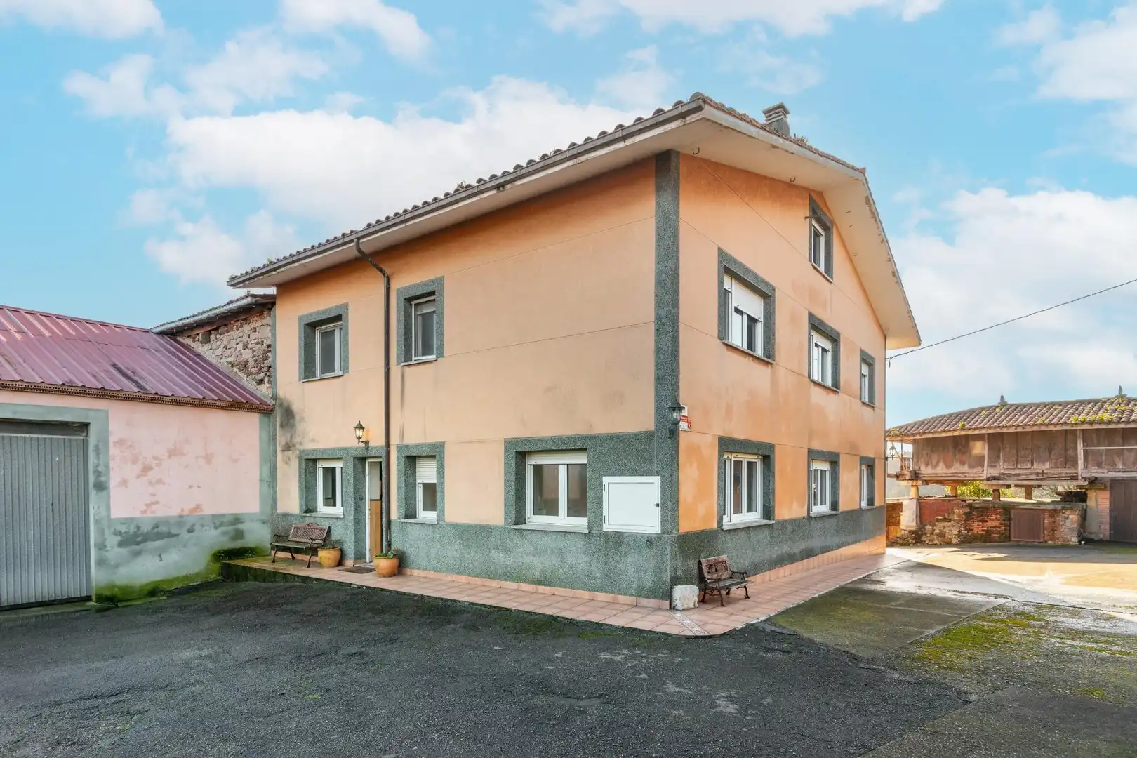 Vista exterior de Casa o chalet en venta en Carreño con Calefacción, Jardín privado y Trastero