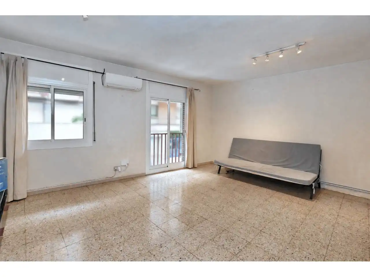 Piso con ascensor en venta en Nou Barris, imagen 13
