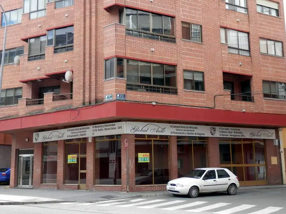 Local comercial en venda a Medina del Campo, imagen 2