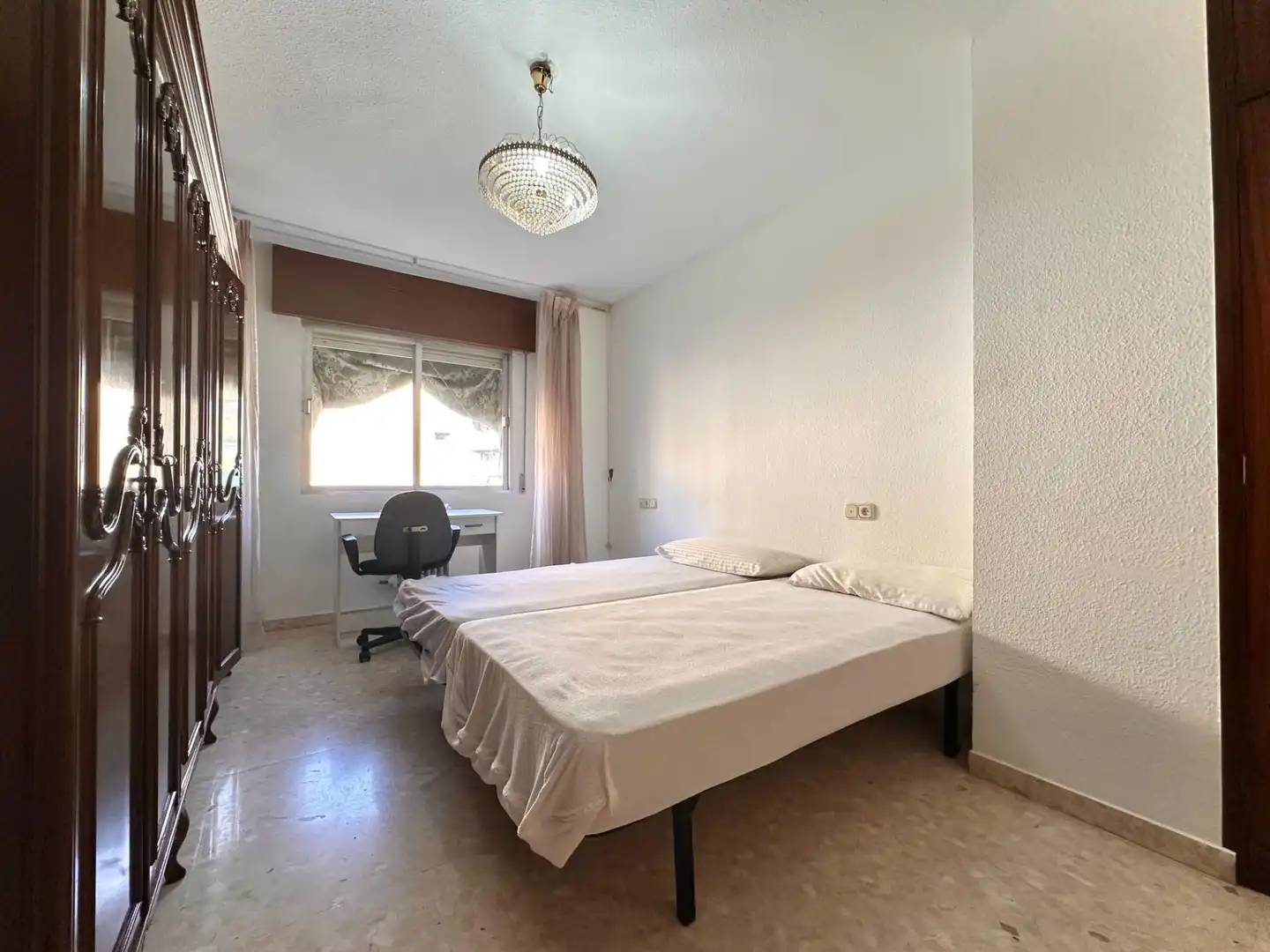 Habitación de Piso en venta en Granada con Aire acondicionado, Calefacción y Terraza