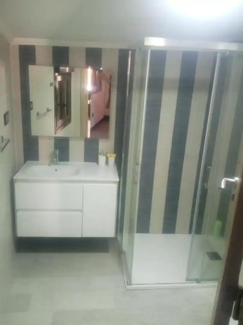 Baño de Piso en venta en Muxía con Amueblado