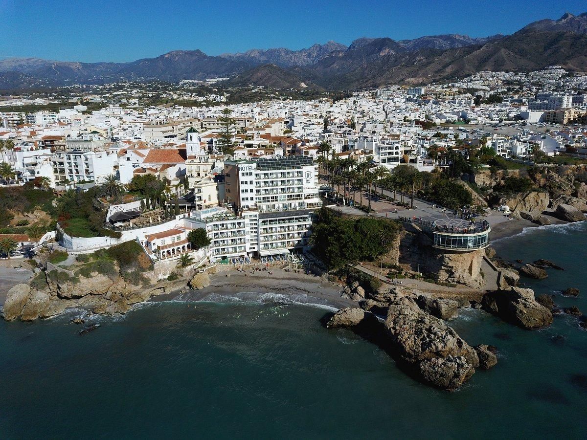 Exterior view of Apartment for sale in Nerja  with Air Conditioner, Terrace and Balcony