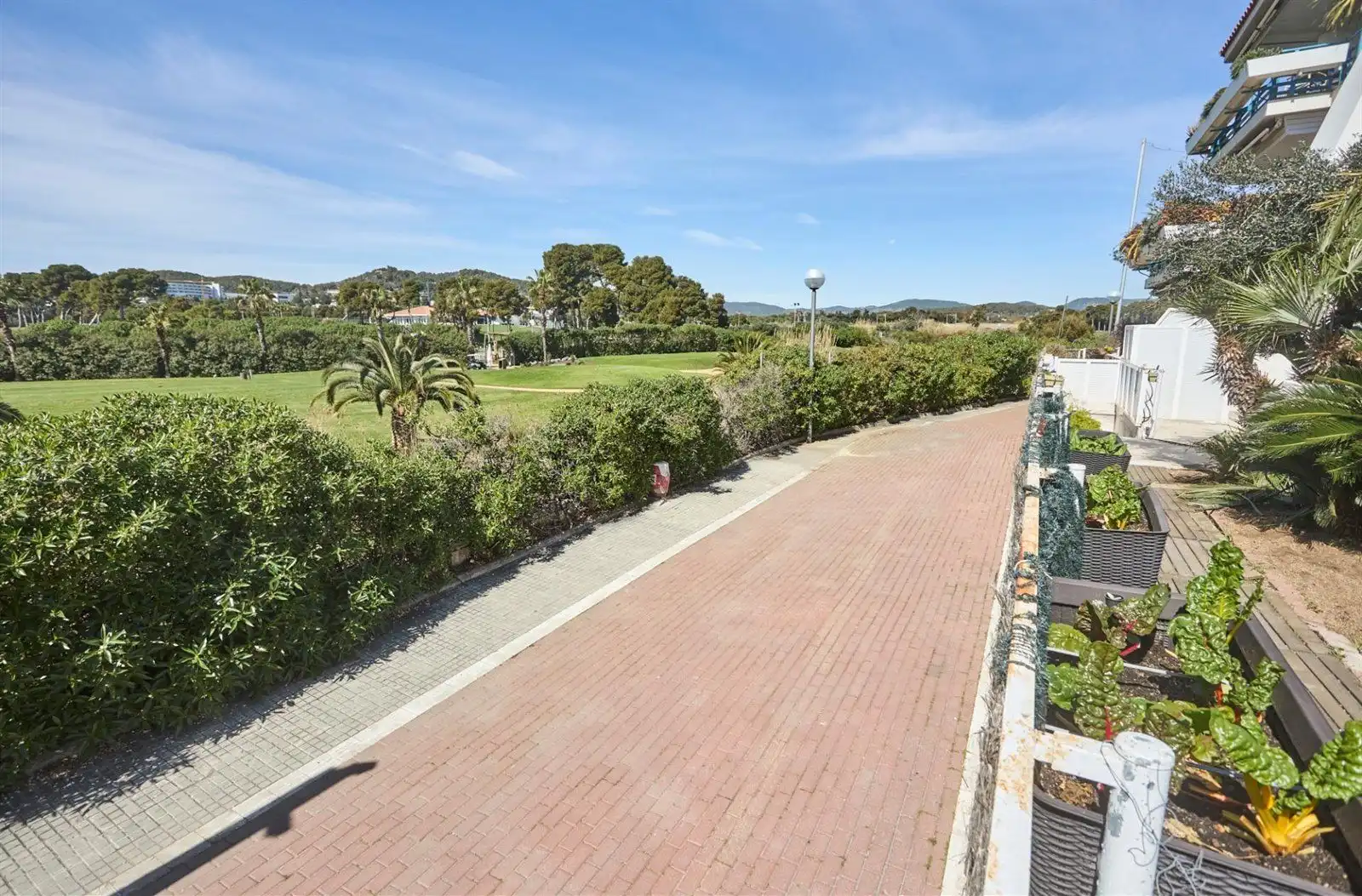 Vista exterior de Piso en venta en Sitges con Calefacción, Terraza y Piscina
