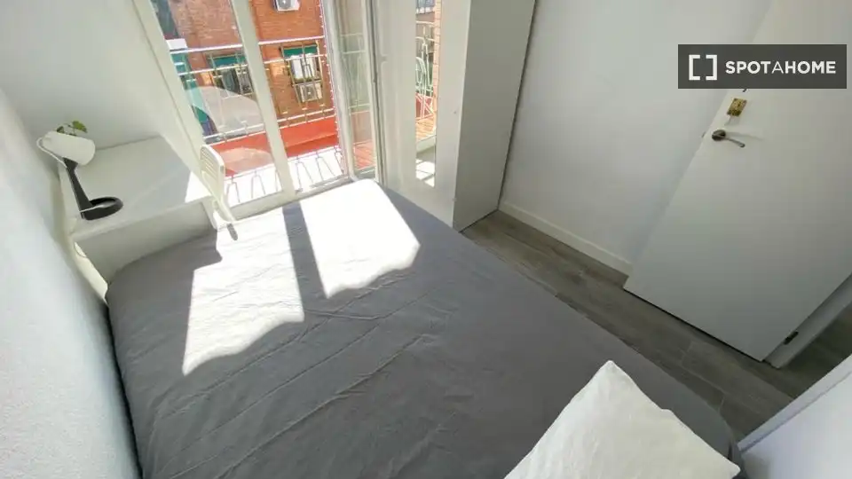 Terraza de Piso de alquiler en Madrid con Aire acondicionado, Calefacción y Amueblado