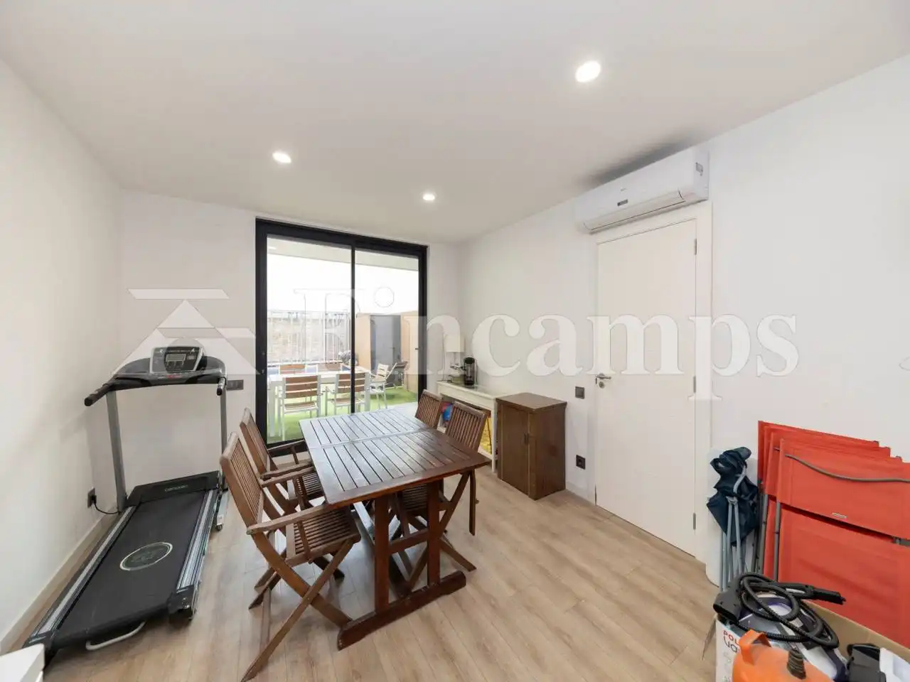 Bedroom of Detached homes for sale in Sabadell  with Air Conditioner, Heating and Private garden
