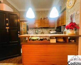 Kitchen of Flat for sale in  Cádiz Capital  with Air Conditioner