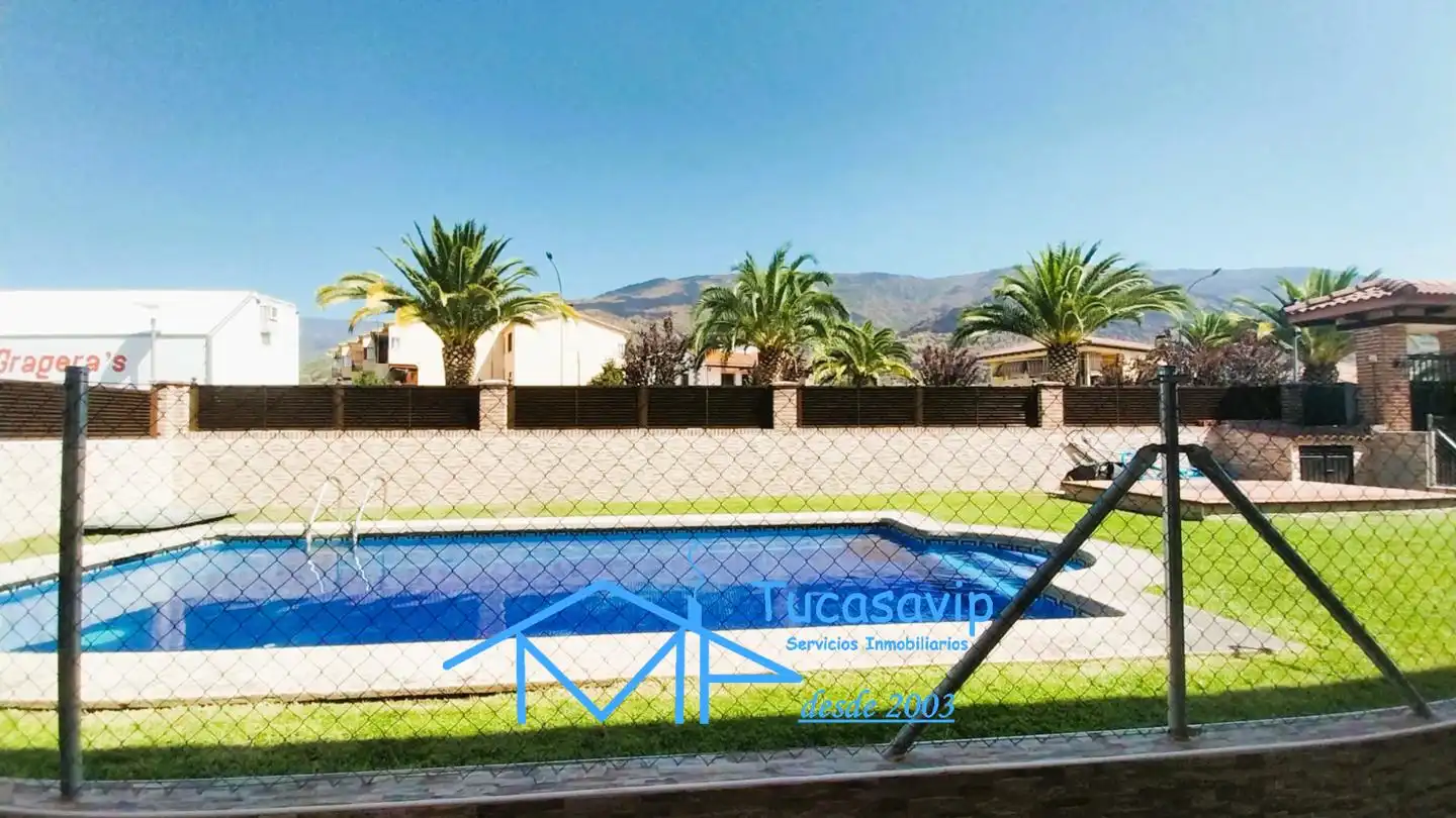 Habitatge amb piscina en venda a La Adrada, imagen 3