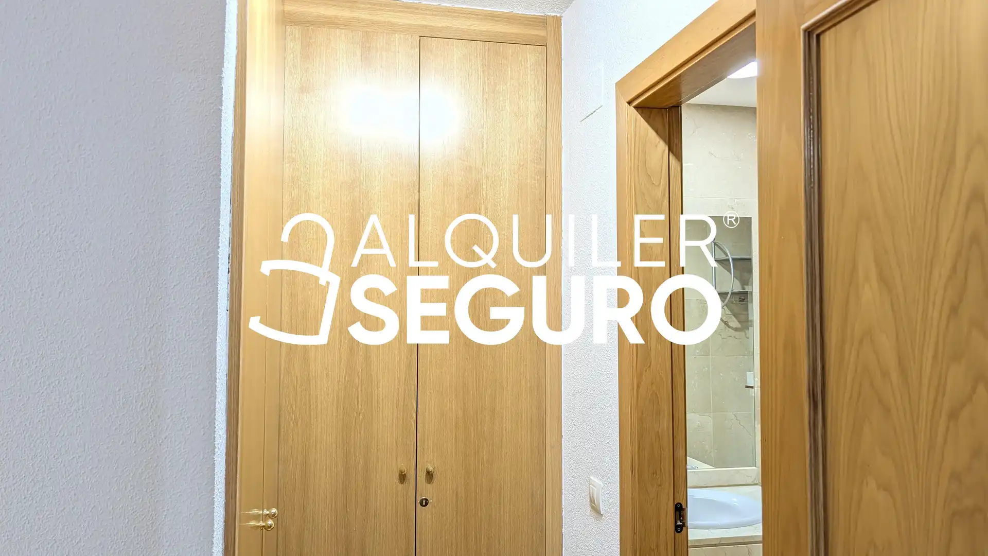 Bedroom of Flat for rent in Madrid  with Air Conditioner, Heating and Terrace