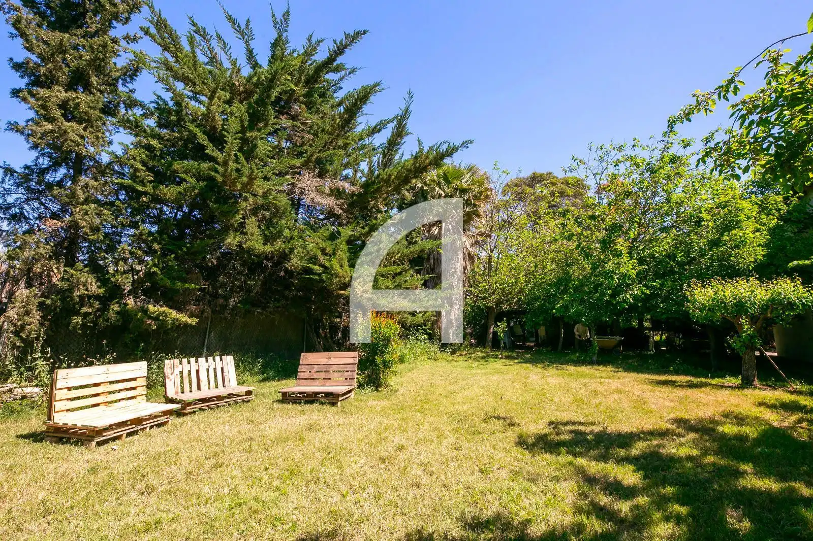 Jardín de Finca rústica en venta en Sant Boi de Llobregat con Terraza y Trastero
