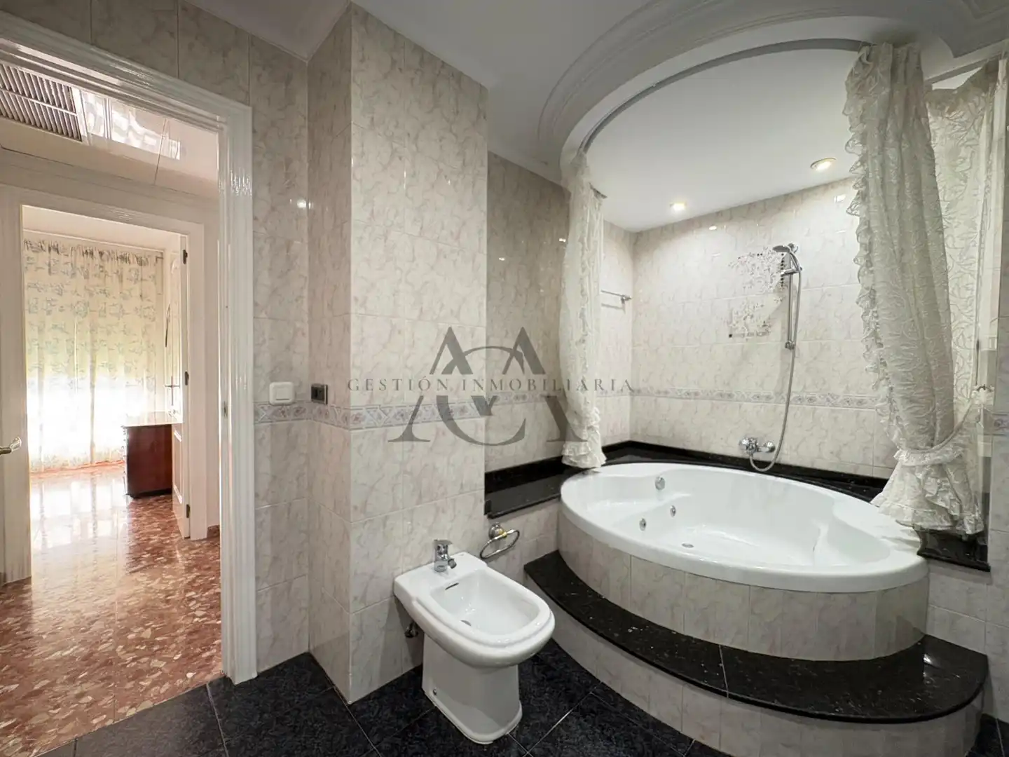 Piso en venta en Ronda del Paseo Viejo, Poleares