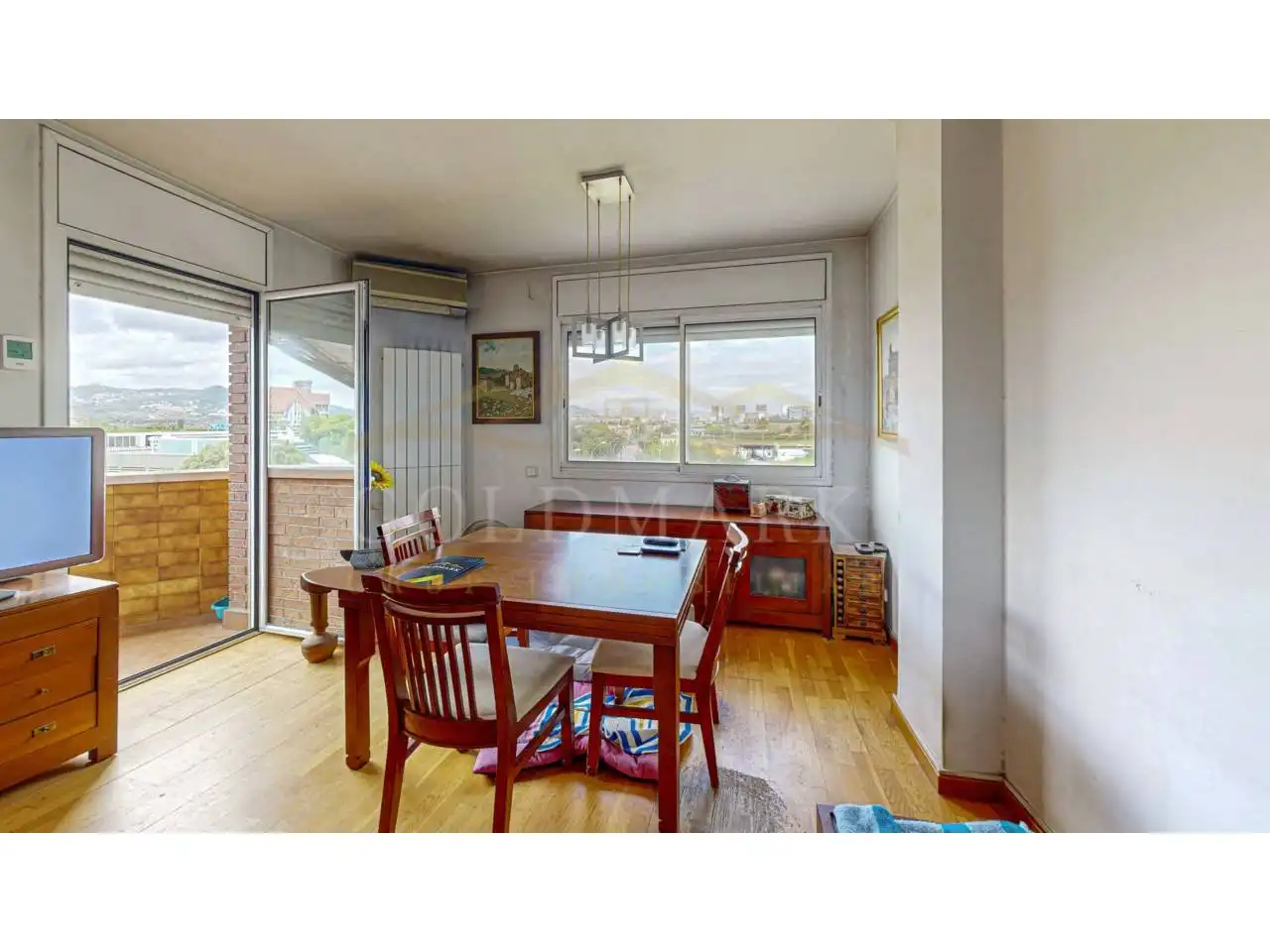Comedor de Dúplex en venta en Sant Joan Despí con Calefacción
