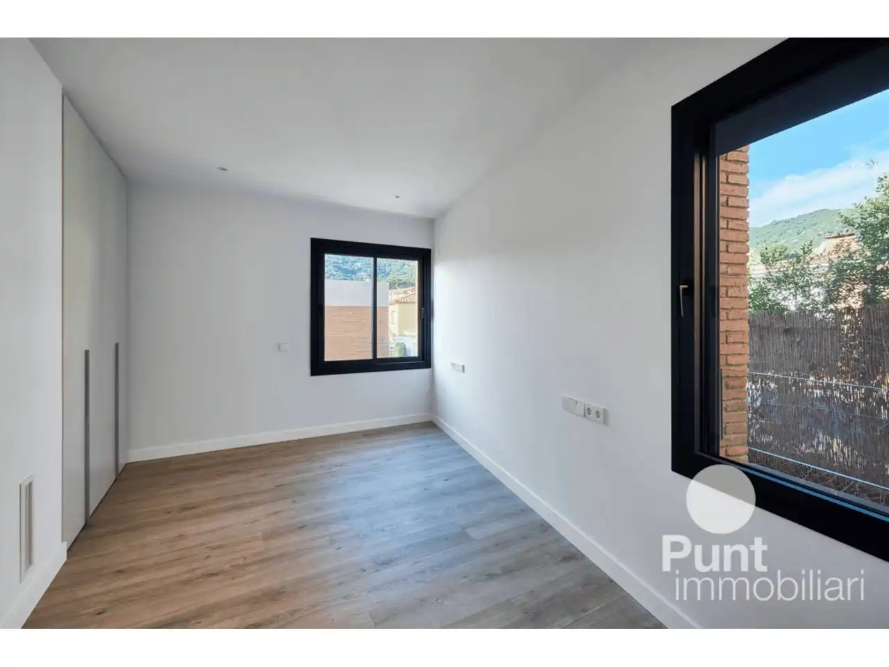 Bedroom of Houses for sale in Premià de Dalt  with Air Conditioner and Heating