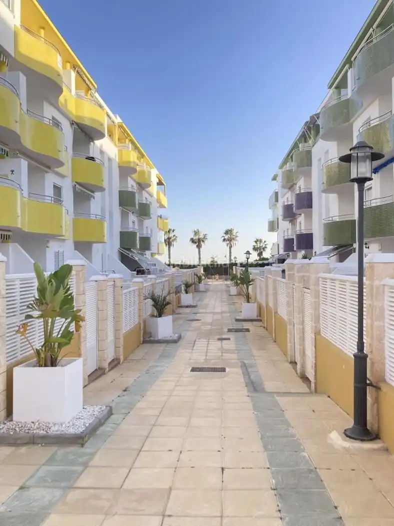 Apartament amb ascensor de lloguer a Calle Playas de la Ensenada 28, imagen 4