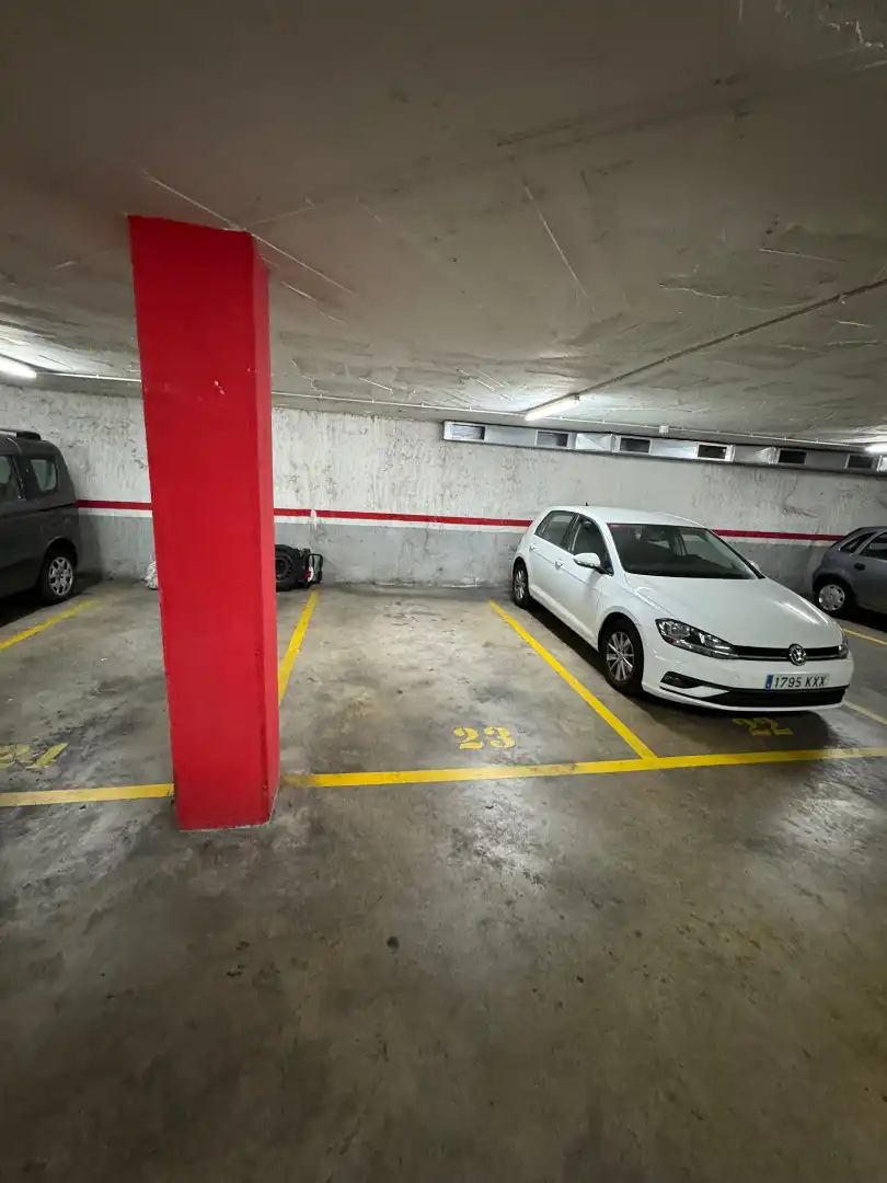 Einzelparkplatz mit Aufzug zur Miete in Carrer Figuerola, imagen 3