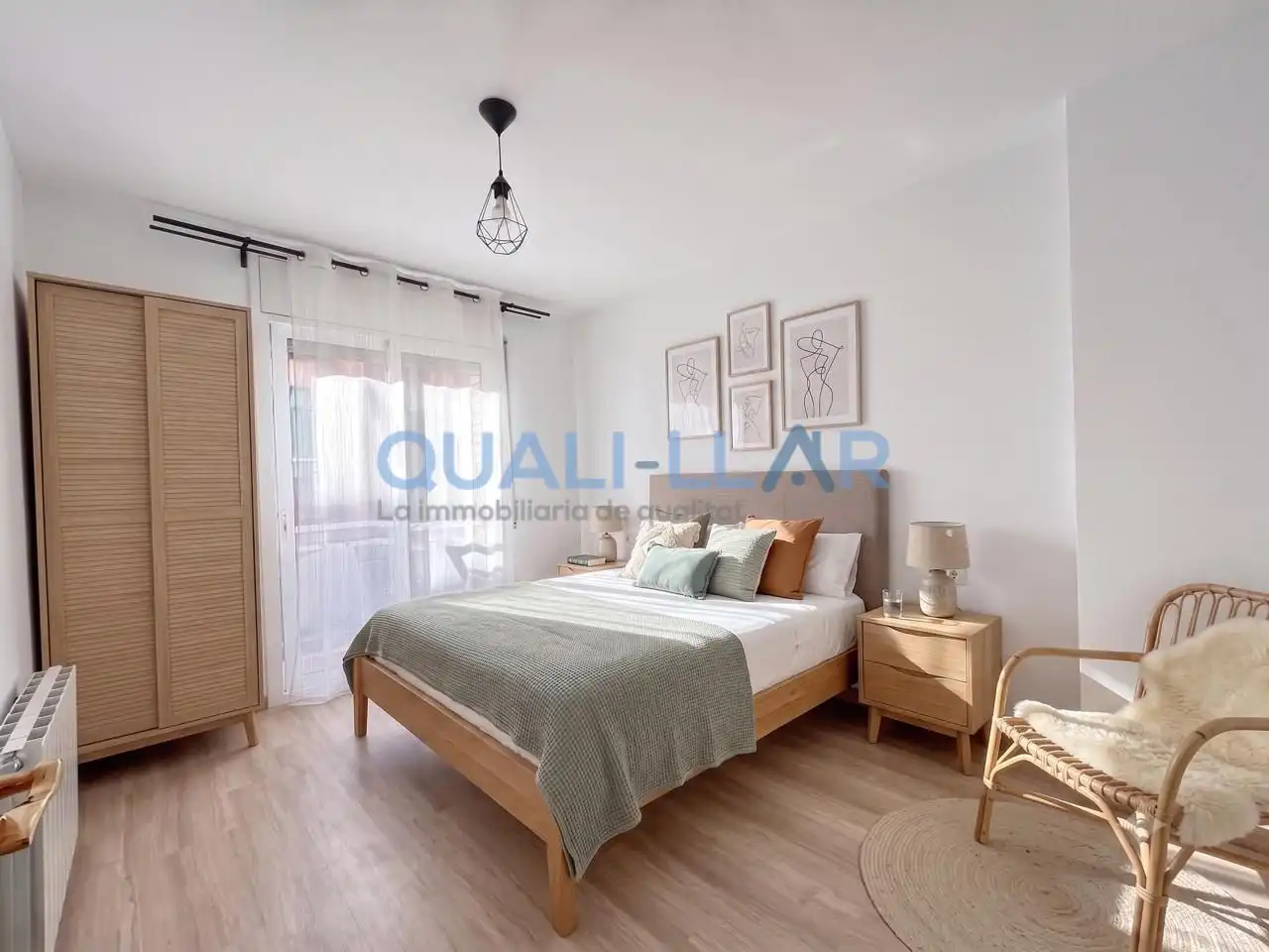 Habitación de Piso en venta en Cornellà de Llobregat con Aire acondicionado, Calefacción y Parquet